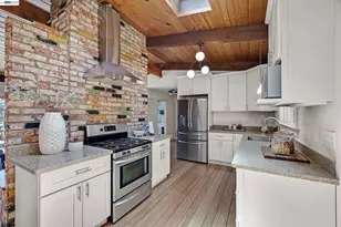 2245 Pelham Pl, Oakland, CA 94611 - Photo 18