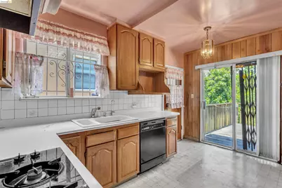 3508 Morcom Ave, Oakland, CA 94619 - Photo 16