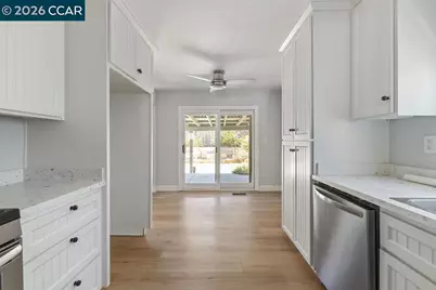1913 Teresa Ln, Oakley, CA 94561 - Photo 8