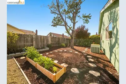 518 Bella Vista Dr, Suisun City, CA 94585 - Photo 46