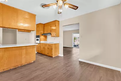2221 Arata Way, Antioch, CA 94509 - Photo 12