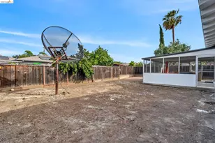 2221 Arata Way, Antioch, CA 94509 - Photo 40