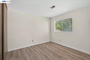 8373 Locust Pl, Dublin, CA 94568 - Photo 22