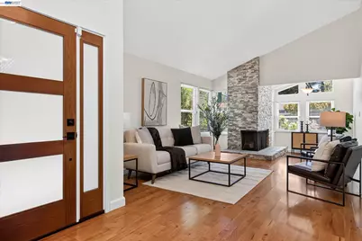 22 Jib Ct, Pleasant Hill, CA 94523 - Photo 4