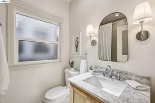 467 Santa Clara Ave, Alameda, CA 94501 - Photo 24