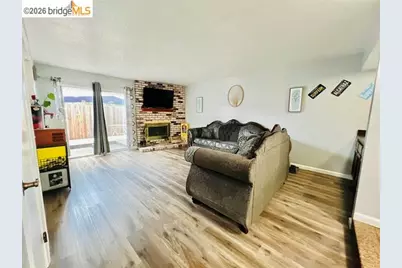 2848 Sunburst Dr, Fairfield, CA 94533 - Photo 4