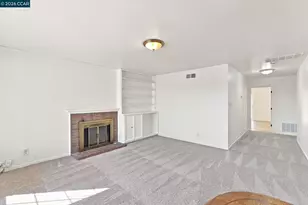 354 Yosemite Dr, Pittsburg, CA 94565 - Photo 6