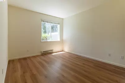 211 Bayside Ct, Richmond, CA 94804 - Photo 12