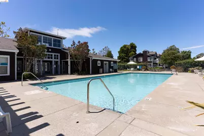 211 Bayside Ct, Richmond, CA 94804 - Photo 20