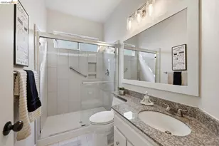 15 Lavagetto Ct, Alameda, CA 94502 - Photo 24