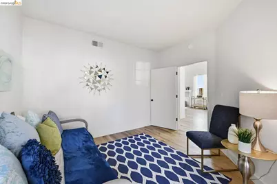 15 Lavagetto Ct, Alameda, CA 94502 - Photo 14