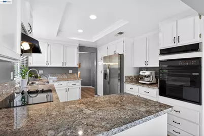 8461 Traminer Ct, San Jose, CA 95135 - Photo 10