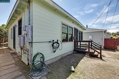 2370 Pine Ave, Richmond, CA 94806 - Photo 24