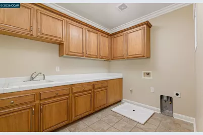 9569 Calibra Ln, Sacramento, CA 95827 - Photo 26