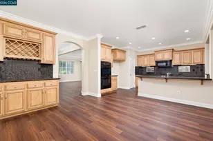 9569 Calibra Ln, Sacramento, CA 95827 - Photo 6