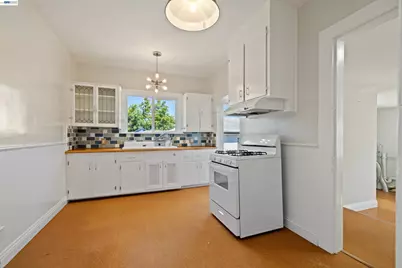 22836 High St, Hayward, CA 94541 - Photo 12