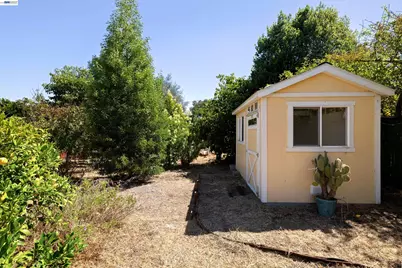 22836 High St, Hayward, CA 94541 - Photo 18