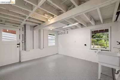 31 Harbord Court, Oakland, CA 94618 - Photo 54