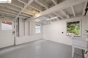 31 Harbord Ct, Oakland, CA 94618 - Photo 54