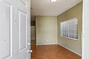 1820 International Blvd, Oakland, CA 94606 - Photo 6