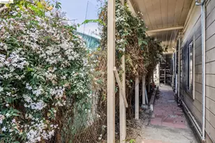 1820 International Blvd, Oakland, CA 94606 - Photo 58