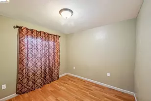 1820 International Blvd, Oakland, CA 94606 - Photo 18