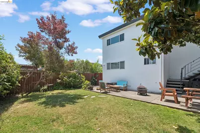 3054 Bona St #D, Oakland, CA 94601 - Photo 34