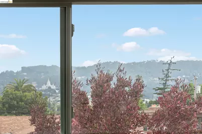 3054 Bona St #D, Oakland, CA 94601 - Photo 26