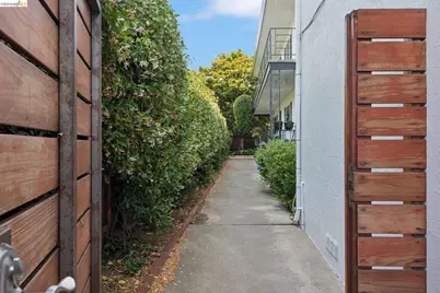 3054 Bona St #D, Oakland, CA 94601 - Photo 2