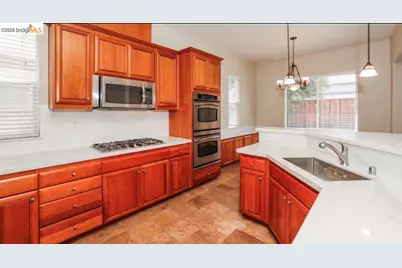 5593 McFarlan Ranch Dr, Antioch, CA 94531 - Photo 4
