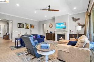 7295 Keyesport Way, Discovery Bay, CA 94505 - Photo 16