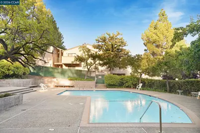 385 Camelback Rd #7, Pleasant Hill, CA 94523 - Photo 2