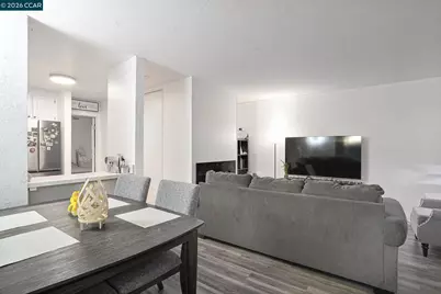 385 Camelback Rd #7, Pleasant Hill, CA 94523 - Photo 8