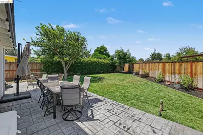 752 Castle Ct, Brentwood, CA 94513 - Photo 18