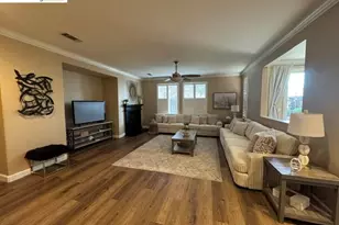 738 Solitude Dr, Oakley, CA 94561 - Photo 10