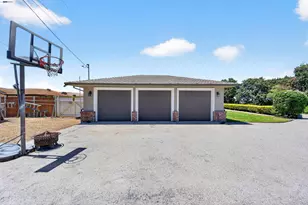 391 Union Rd, Hollister, CA 95023 - Photo 48