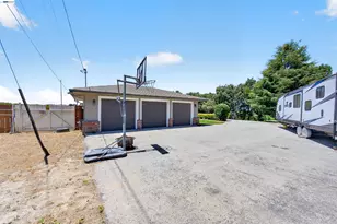 391 Union Rd, Hollister, CA 95023 - Photo 46