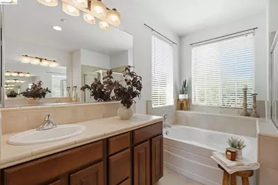 308 Foothill Dr, Brentwood, CA 94513 - Photo 40