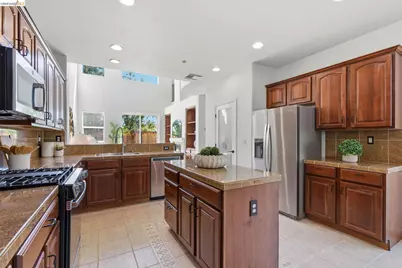 308 Foothill Dr, Brentwood, CA 94513 - Photo 20
