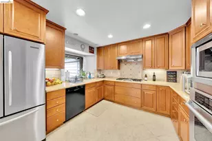 524 Silver Lake Dr, Danville, CA 94526 - Photo 4