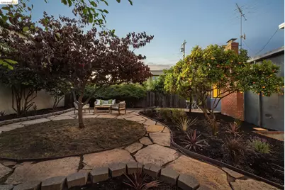 557 Lexington Ave, El Cerrito, CA 94530 - Photo 28