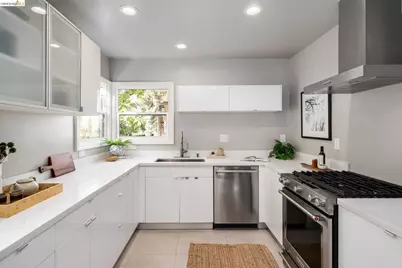 557 Lexington Ave, El Cerrito, CA 94530 - Photo 14
