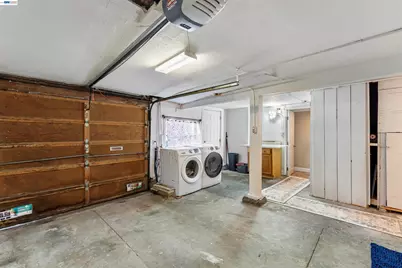 25 Regent St, San Francisco, CA 94112 - Photo 44