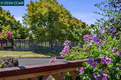 17786 Parker Rd, Castro Valley, CA 94546 - Photo 6
