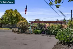 17786 Parker Rd, Castro Valley, CA 94546 - Photo 4