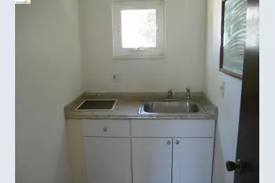 2275 Washington Ave, San Leandro, CA 94577 - Photo 8