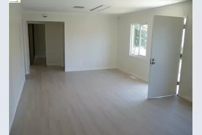 2275 Washington Ave, San Leandro, CA 94577 - Photo 4