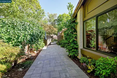 336 Pimlico Dr, Walnut Creek, CA 94597 - Photo 22