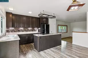 1237 San Rafael Dr, Petaluma, CA 94954 - Photo 14
