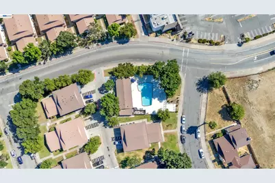 2300 Peppertree Way #4, Antioch, CA 94509 - Photo 10